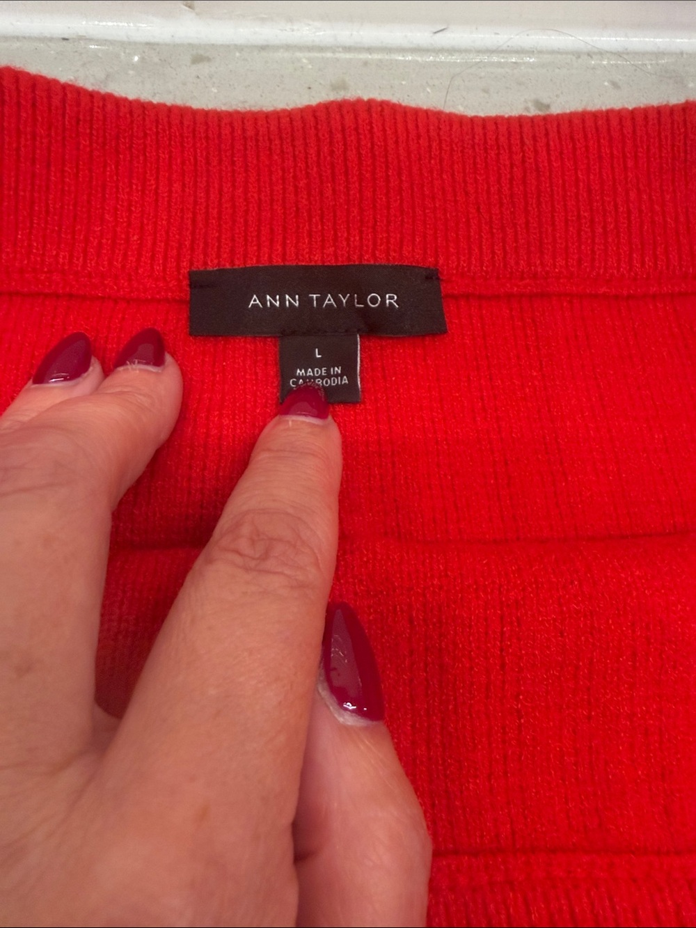 Ann Taylor matching set! red cardigan and sweater skirt - Picture 5 of 8